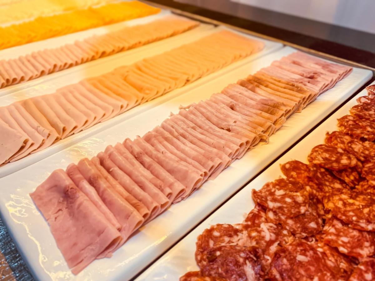 Ouro Minas Hotel Belo Horizonte, Dolce By Wyndham Ngoại thất bức ảnh Turkey and ham