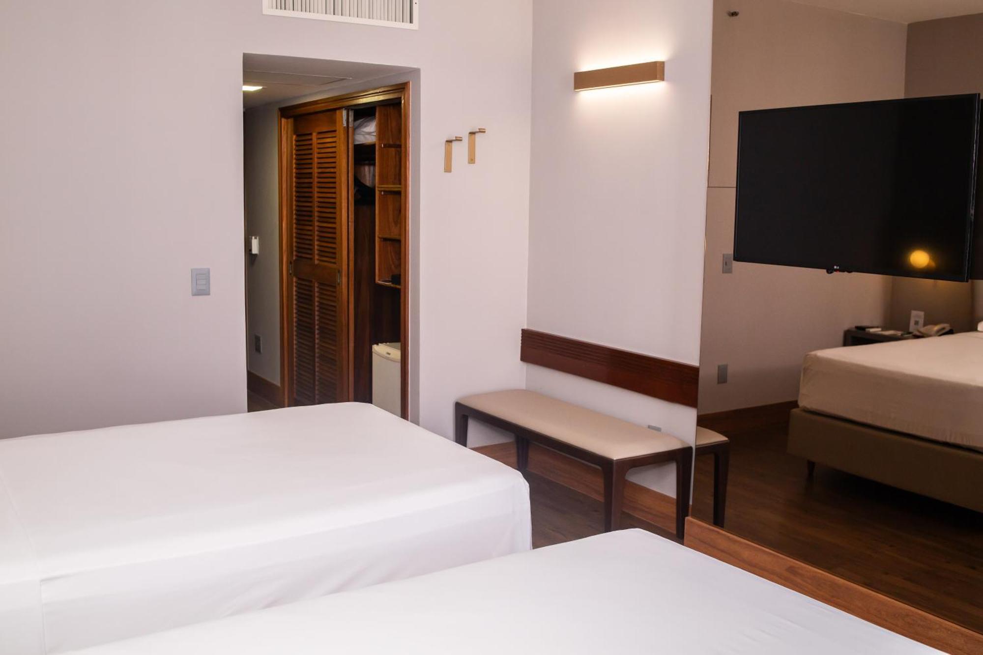 Ouro Minas Hotel Belo Horizonte, Dolce By Wyndham Ngoại thất bức ảnh A room at the hotel